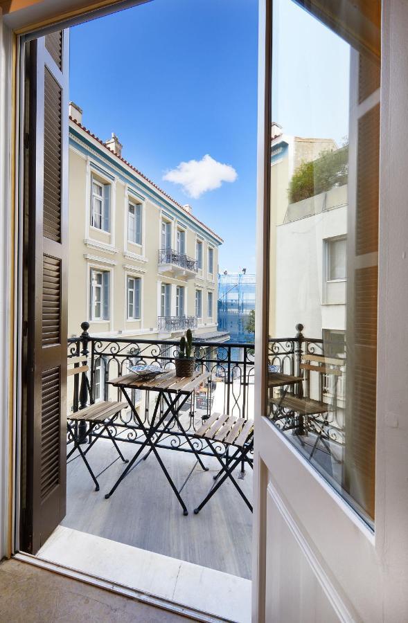 Chloe Boutique Apartments Plaka Athens Exterior photo